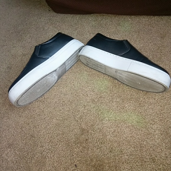 Women's Black Slip On Shoes - Picture 4 of 5